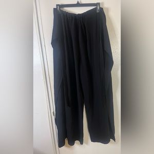 3 pairs of black pants